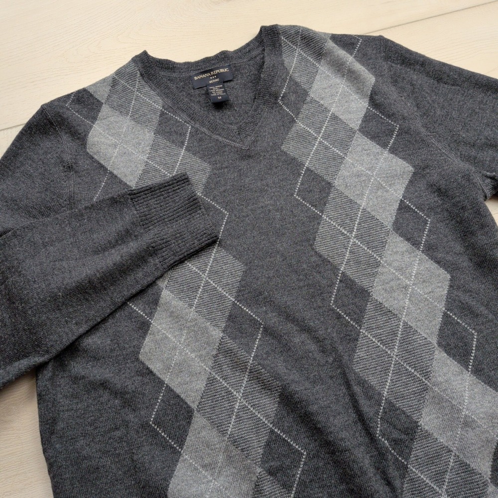 Banana Republic Mens Merino Wool Argyle V-Neck Sweater Charcoal Grey Size M